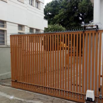 Comprar o produto de Automatização de Portões – Conforto e Segurança em Cataguases, MG em Segurança e Monitoramento pela empresa Juseg - Elétrica e Segurança Eletrônica em Leopoldina, MG por Solutudo
