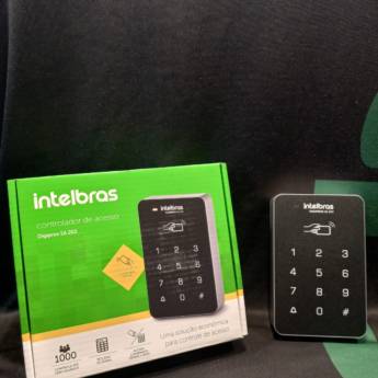 Comprar o produto de Controlador de Acesso – Segurança e Conveniência em Cataguases, MG em Segurança e Monitoramento pela empresa Juseg - Elétrica e Segurança Eletrônica em Leopoldina, MG por Solutudo