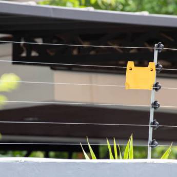 Comprar o produto de Instalação de Cercas Elétricas em Eletricistas em Lençóis Paulista, SP por Solutudo