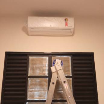 Comprar o produto de Ar condicionado quente e frio em Ar Condicionados em São Manuel, SP por Solutudo