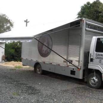 Comprar o produto de Toldo Cortina com Braço para Caminhão: Versatilidade e Proteção - Avaré  em Reparos em São Manuel, SP por Solutudo