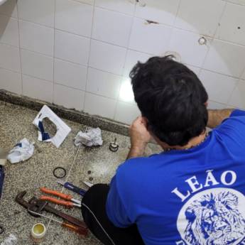 Comprar o produto de Desentupidora em Arandu - Solução Rápida e Profissional para Entupimentos em Desentupidoras pela empresa Leão Desentupidora em Itaí, SP por Solutudo