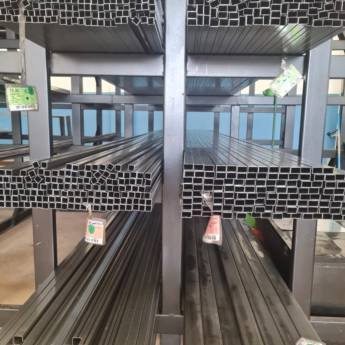 Comprar o produto de Metalon - Versatilidade e Resistência para Sua Construção em Lençóis Paulista em Construção em Pederneiras, SP por Solutudo