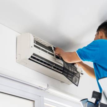 Comprar o produto de Contrato de Manutenção de Ar Condicionado - Tranquilidade e Eficiência - Lençóis Paulista em Ar Condicionado em São Manuel, SP por Solutudo