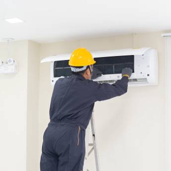 Comprar o produto de Técnico refrigeração em Refrigeração em São Manuel, SP por Solutudo