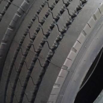 Comprar o produto de Pneus para Caminhões - Durabilidade e Segurança em São Manuel/SP em Pneus em Pratânia, SP por Solutudo