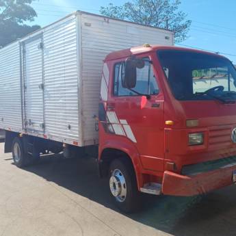 Comprar o produto de Frete e Mudanças Rápidas e Seguras em Jaú, SP em Mudanças pela empresa L.C Transportes em Lençóis Paulista, SP por Solutudo