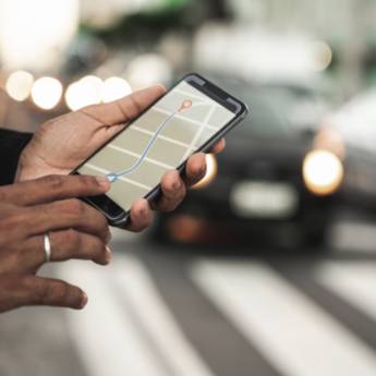 Comprar o produto de Taxista em Ourinhos – Conforto e Segurança Garantidos em Cada Viagem em Táxis em Santa Cruz do Rio Pardo, SP por Solutudo