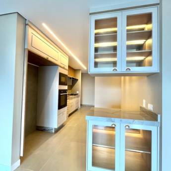 Comprar o produto de Locação Alto Padrão em Ourinhos – Conforto e Exclusividade em Imobiliárias - Corretores de Imóveis em Santa Cruz do Rio Pardo, SP por Solutudo