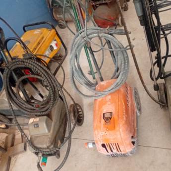 Comprar o produto de LAVADORA de Alta Pressão para Locação em Santa Cruz do Rio Pardo - SP em Aluguel de Equipamentos em São Pedro, SP por Solutudo