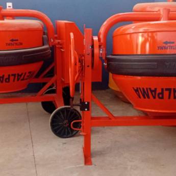 Comprar o produto de BETONEIRA 400L para Locação em Santa Cruz do Rio Pardo - SP em Aluguel de Equipamentos pela empresa Santa Cruz Locadora de Maquinas Loca Mais em São Pedro, SP por Solutudo