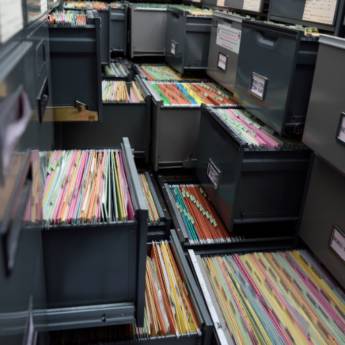 Comprar o produto de  Arquivos Pessoais - Organização e Segurança em Marília/SP em Consultorias em Pompéia, SP por Solutudo