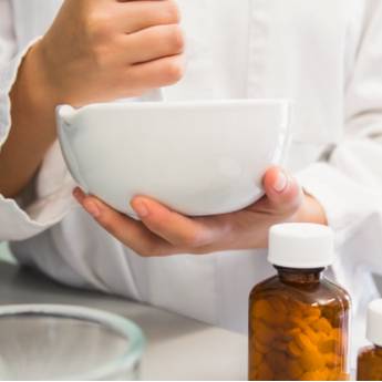 Comprar o produto de Manipulação de Fórmulas em Farmácias de Manipulação em Palmital, SP por Solutudo