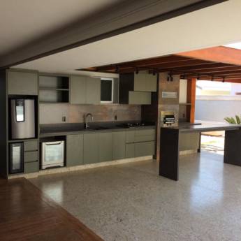 Comprar o produto de Granito Café Imperial Bhrushed em Granito pela empresa R.R Marmoraria em Cerquilho, SP por Solutudo