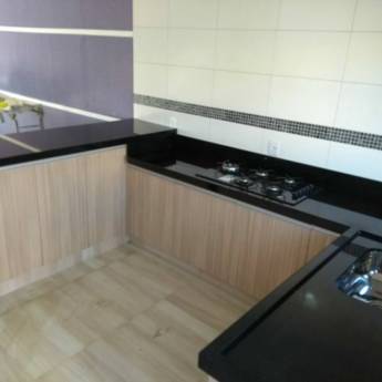 Comprar o produto de Pia no Granito Preto Negresco em Cozinha pela empresa R.R Marmoraria em Cerquilho, SP por Solutudo