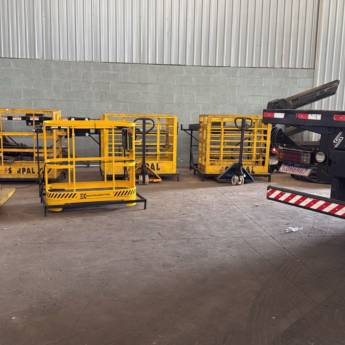 Comprar o produto de Locação de Cesto Aéreo Novo com NR 12 em Tietê – Segurança e Conformidade Garantidas em Aluguel de Guindastes em Cerquilho, SP por Solutudo