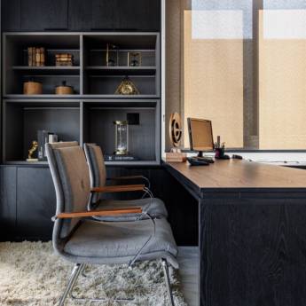 Comprar o produto de Escritórios Planejados no Ninho Verde II em Móveis Planejados - Marcenarias em Ninho Verde II Eco Residence, SP por Solutudo