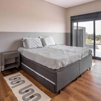 Comprar o produto de Quartos Planejados no Ninho Verde II – Conforto Sob Medida em Móveis Planejados - Marcenarias em Ninho Verde II Eco Residence, SP por Solutudo