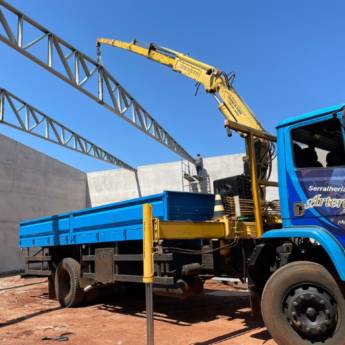 Comprar o produto de Estruturas de Ferro – Durabilidade e Segurança em Santa Cruz do Rio Pardo em Serralheria em Ourinhos, SP por Solutudo