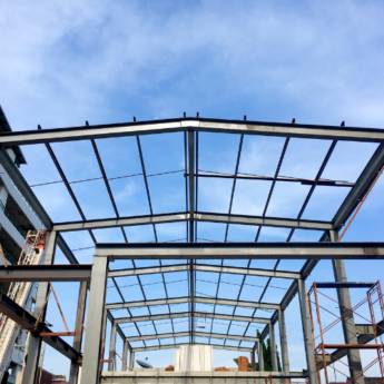 Comprar o produto de Estruturas Metálicas com Alta Durabilidade e Precisão – Santa Cruz do Rio Pardo, SP em Montagem de estruturas metálicas em Ourinhos, SP por Solutudo