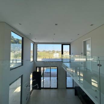 Comprar o produto de  Esquadrias e Vidro - Estilo e Durabilidade em Riviera de Santa Cristina XIII/SP em Esquadrias em Riviera de Santa Cristina I, SP por Solutudo