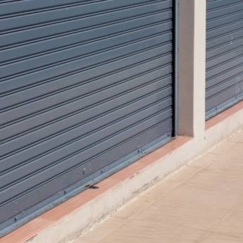 Comprar o produto de Remoção de Pichação de Portas de Aço - Solução Rápida e Eficiente em São Paulo/SP em Produtos de Limpeza em Guarulhos, SP por Solutudo