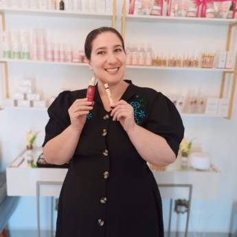 Comprar o produto de Linha de Dermocosméticos Avançados Personalizados – Resultados Visíveis e Cuidados Específicos em Avaré/SP em Dermocosméticos em Cerqueira César, SP por Solutudo