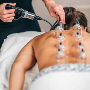 Comprar o produto de Ventosaterapia - Alívio e Bem-Estar em Avaré/SP em Estética Facial pela empresa Equilibrium Estética  Avançada Avaré em Cerqueira César, SP por Solutudo