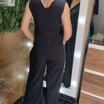 Comprar o produto de Roupas e Acessórios em São Manuel | Macacão Alfaiataria Elegante em Roupas Femininas em São Manuel, SP por Solutudo