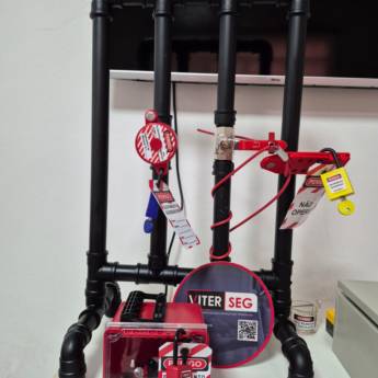 Comprar o produto de Treinamento de Bloqueio e Etiquetagem - LOTO em Ribeirão Preto em Segurança do Trabalho em Santa Rosa de Viterbo, SP por Solutudo