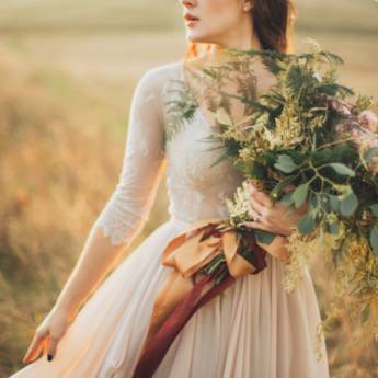 Comprar o produto de Buquê de Casamento em Araquari – Beleza e Emoção no Seu Grande Dia em Floriculturas em Balneário Barra do Sul, SC por Solutudo