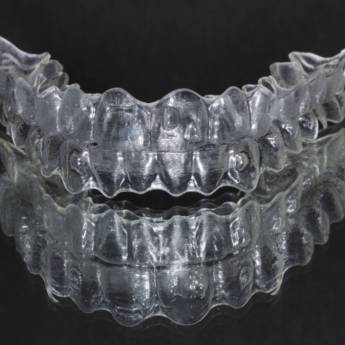 Comprar o produto de Ortodontia - Alinhadores: O Sorriso Perfeito em Uberlândia/MG em Odontologia pela empresa Prado e Neves  em Ituiutaba, MG por Solutudo