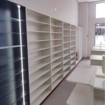 Comprar o produto de Móveis e Prateleiras para Comércio  em Móveis Planejados pela empresa Móveis Freitas - Ambientes Sob Medida em Mineiros, GO por Solutudo