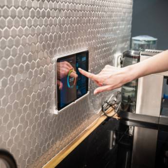 Comprar o produto de Automação Residencial em Construtoras em Ninho Verde II Eco Residence, SP por Solutudo