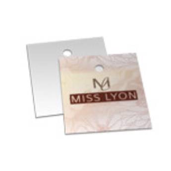 Comprar o produto de TAG FURO - COUCHÊ 250G - VERNIZ UV TOTAL FRENTE em Tags pela empresa Public Gráfica e Brindes em Ribeirão Preto, SP por Solutudo