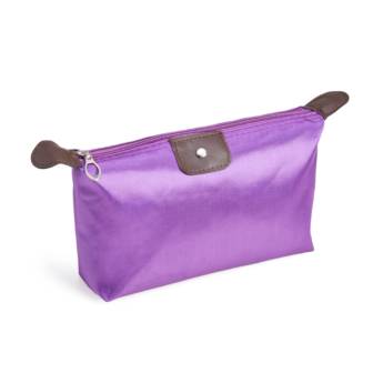 Comprar o produto de 18516B Necessaire Poliéster Impermeável em Necéssaire pela empresa Public Gráfica e Brindes em Ribeirão Preto, SP por Solutudo