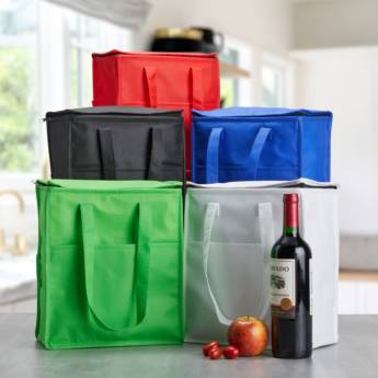 Comprar o produto de 02799 Bolsa Térmica 9 Litros em Bolsas Térmicas pela empresa Public Gráfica e Brindes em Ribeirão Preto, SP por Solutudo