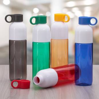 Comprar o produto de 18512 Garrafa Plástica 700ml em Garrafas de Plástico pela empresa Public Gráfica e Brindes em Ribeirão Preto, SP por Solutudo