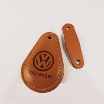 Comprar o produto de Chaveiro de Couro Automotivo Gota em Chaveiros de Couro pela empresa Public Gráfica e Brindes em Ribeirão Preto, SP por Solutudo