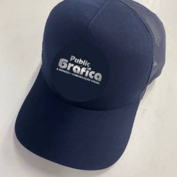 Comprar o produto de Boné americano com tela ( trucker ) em Boné pela empresa Public Gráfica e Brindes em Ribeirão Preto, SP por Solutudo