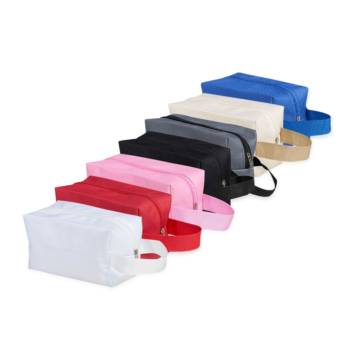 Comprar o produto de 14722 Nécessaire de Nylon em Necéssaire pela empresa Public Gráfica e Brindes em Ribeirão Preto, SP por Solutudo