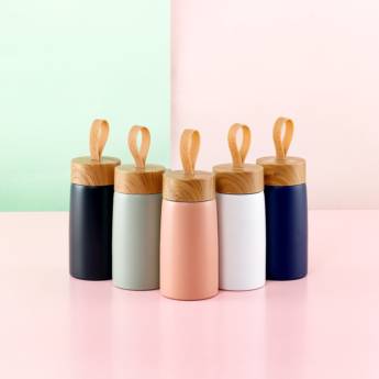 Comprar o produto de 06012 Garrafa Inox Parede Dupla 250ml em Garrafas Inox e Alumínio pela empresa Public Gráfica e Brindes em Ribeirão Preto, SP por Solutudo