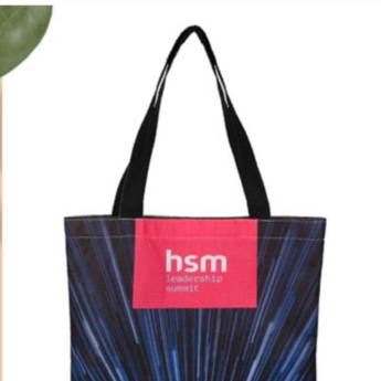 Comprar o produto de Sacolas de PET Reciclado em Sacolas Personalizadas pela empresa Public Gráfica e Brindes em Ribeirão Preto, SP por Solutudo