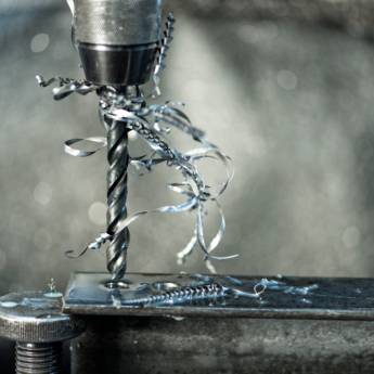 Comprar o produto de Furadeira Industrial – Aluguel de Equipamentos em Nova Lima em Locação de Equipamentos em Nova Lima, MG por Solutudo