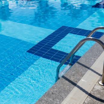 Comprar o produto de Instalação de Piscinas em Avaré - Qualidade Superior e Serviço Personalizado em Piscinas em Paranapanema, SP por Solutudo