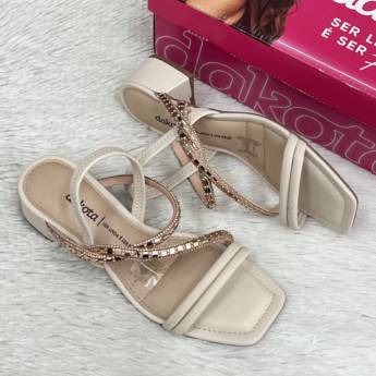 Comprar o produto de Sandália adulta Dakota em A Classificar em Uberlândia, MG por Solutudo