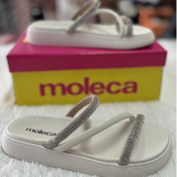 Comprar o produto de Papete Moleca feminina adulta  em Calçados Femininos pela empresa Lojas Dom Flavittos em Uberlândia, MG por Solutudo