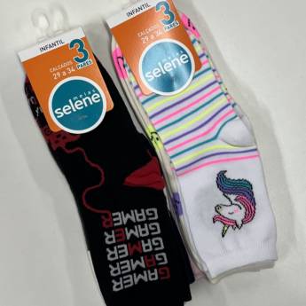 Comprar o produto de Kit meia infantil Selene em A Classificar em Uberlândia, MG por Solutudo