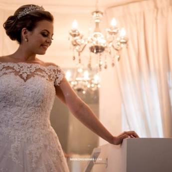 Comprar o produto de Noiva Slim em Bauru – Beleza e Praticidade para o Seu Dia Especial em Beleza, Estética e Bem Estar em Bauru, SP por Solutudo