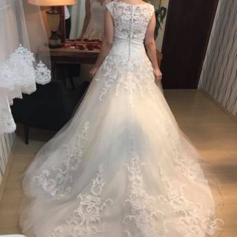 Comprar o produto de Noiva Slim em Bauru – Beleza e Praticidade para o Seu Dia Especial em Beleza, Estética e Bem Estar em Bauru, SP por Solutudo